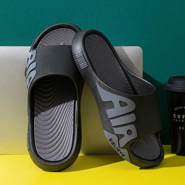 Herren Hausschuhe Stumm EVA Weiche Outdoor Strand Slides Flache Unisex Hausschuhe Rutschfeste Weiche Flip Flops Männliche Dicke Sohle Anti-Rutsch Schuhe 44-45 von Joom DACH