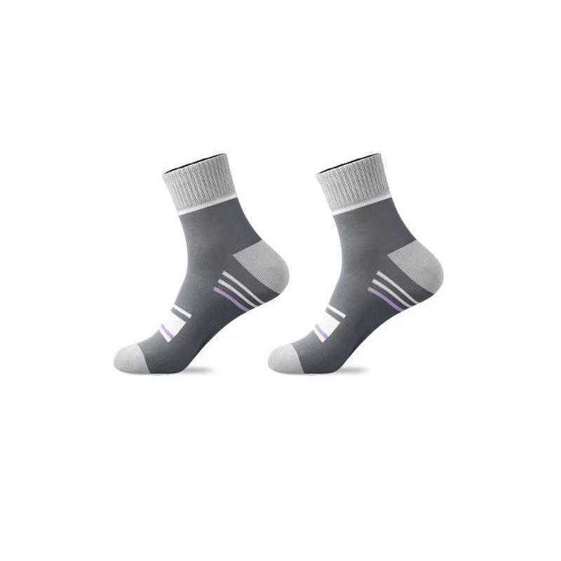 Herren Mid-Tube Gestreifte Socken: Deodorant, schweißabsorbierend, antibakteriell. Perfekt für Frühling, Herbst und trendige Sportarten das ganze Jahr über. One Size Bare Socks von Joom DACH