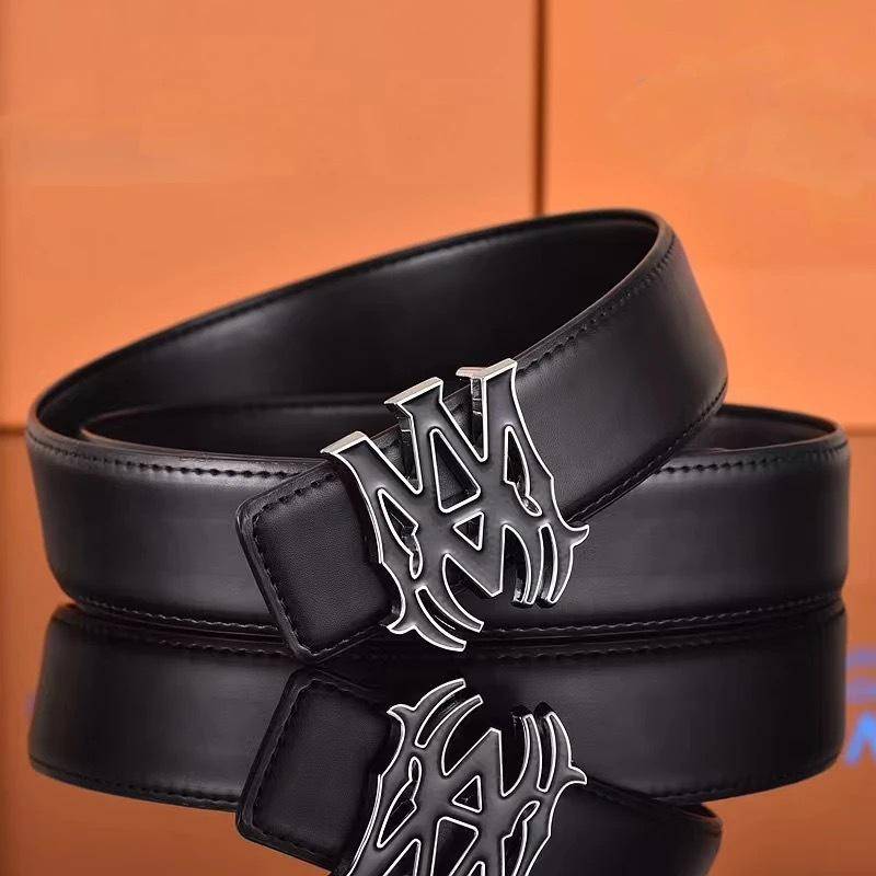 Herren Stilvoller Glatte Schnalle Ledergürtel - Vielseitig für Business und Mode 100 cm von Joom DACH