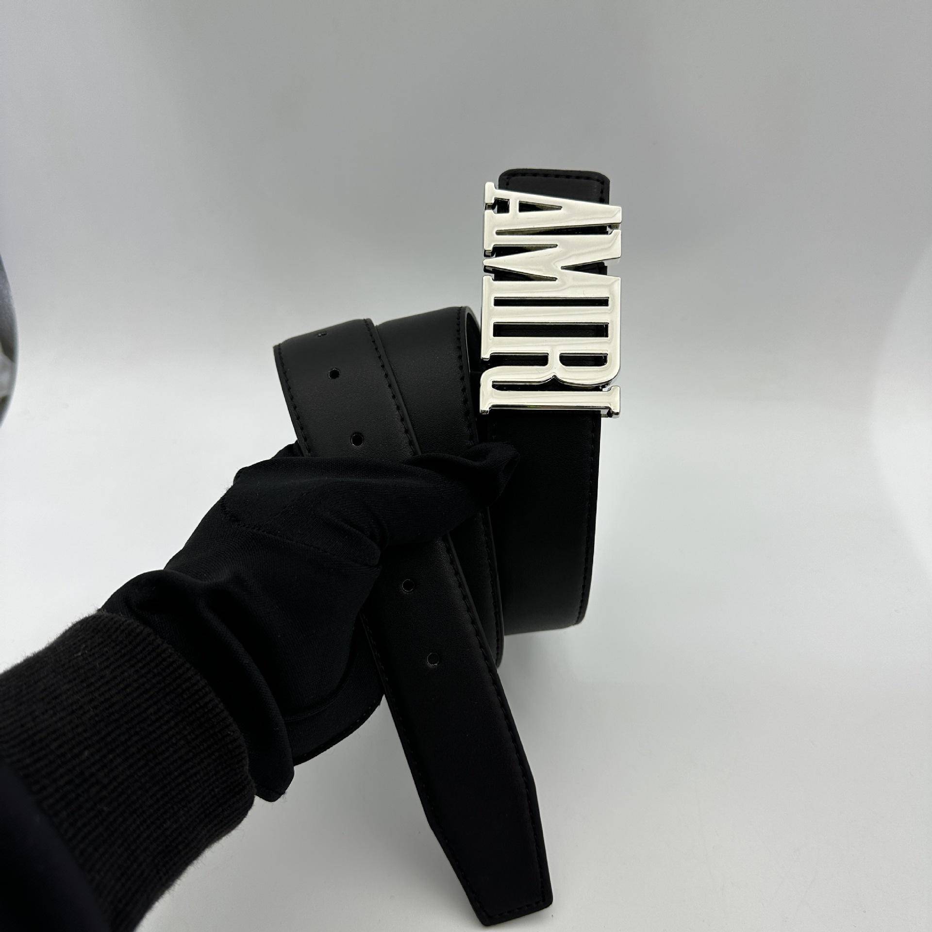 Herren Stilvoller Glatte Schnalle Ledergürtel - Vielseitig für Business und Mode 105 cm von Joom DACH