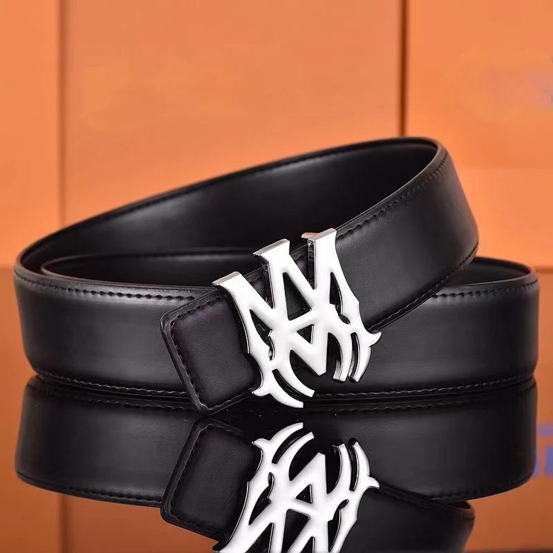 Herren Stilvoller Glatte Schnalle Ledergürtel - Vielseitig für Business und Mode 110 cm von Joom DACH