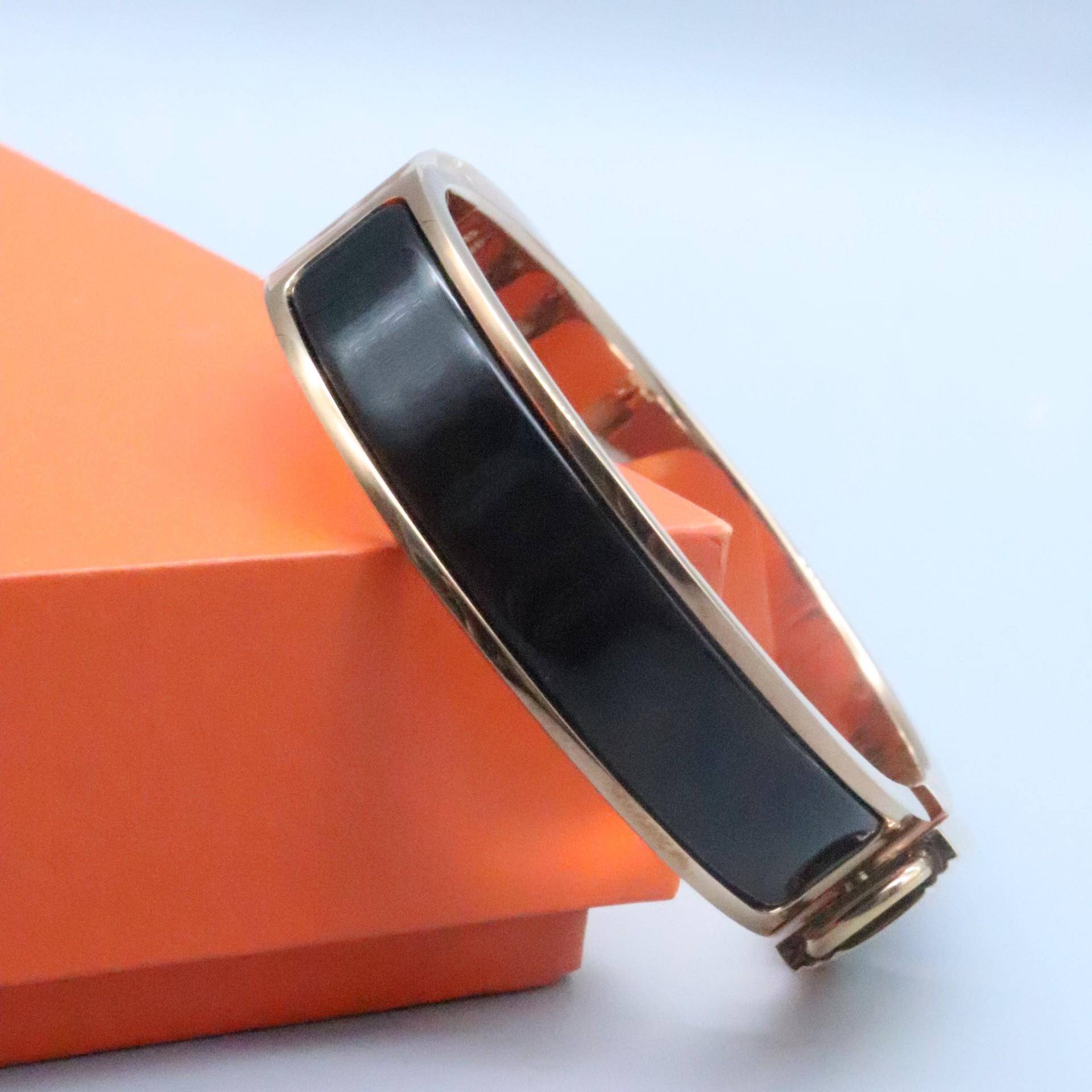 Hochwertige Emaille-Armbandschlösser für Männer und Frauen, H-Armbänder size 17, gold schwarz von Joom DACH