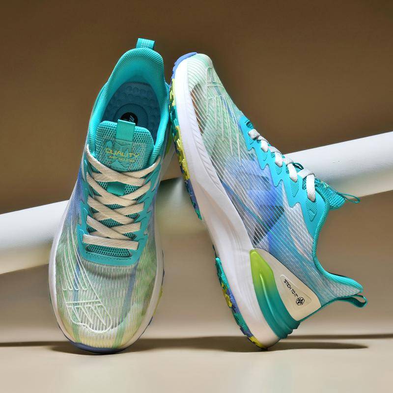 Hochwertige Herren-Laufschuhe Markendesigner Trend Outdoor-Sneaker Herren Mesh Atmungsaktiv Straße Joggen Sportliche Trainingsschuhe 44 von Joom DACH