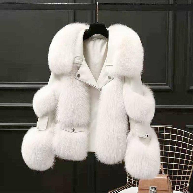 Hochwertiger Damen Oversize Steppmantel aus Kunstfuchsfell M weiß Hochwertiger Damen Oversize Steppmantel aus Kunstfuchsfell M weiß von Joom DACH