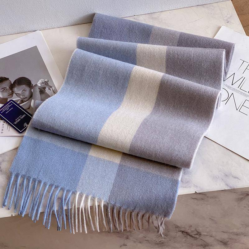 Hochwertiger dunkelblauer karierter Wollschal für Herren – Luxuriöses Wintergeschenk für Freund, Vater oder Ältere von Joom DACH