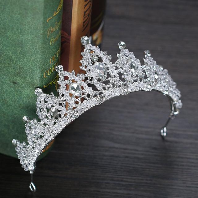 Hochzeitskrone Diademe Strass Diadem Mädchen Geburtstag Noiva Kopfschmuck Coronitas für 15 Jahre Braut Haarschmuck Schmuck Width: Approximately 14cm von Joom DACH