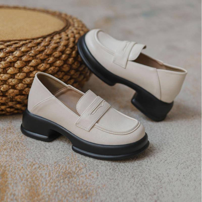 Höhenerhöhende Einlegesohle 8cm Slipper Plateau Dünn Hochmachend Neu Vielseitig Britischer Stil Kleine Lederschuhe für Damen 40 von Joom DACH