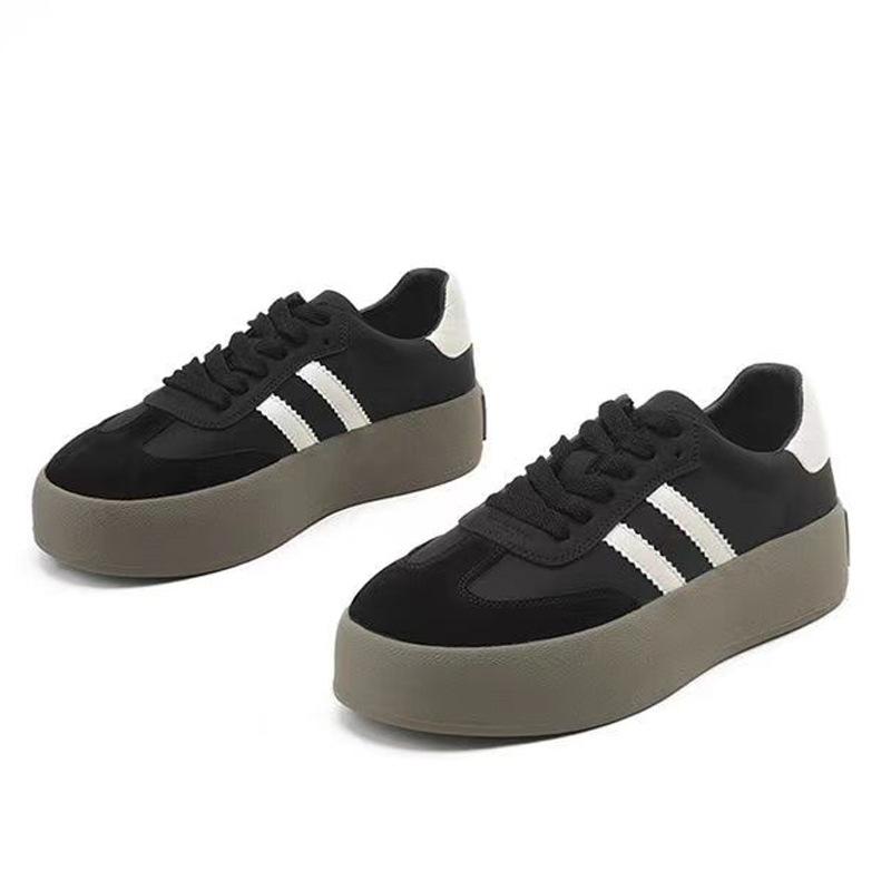 Höhenvergrößernde deutsche Trainingsschuhe Damen Neue Frühling und Herbst Weiße Schuhe Muffin Kleine Lässige Board-Schuhe Dicke Sohle Sneaker 40 von Joom DACH