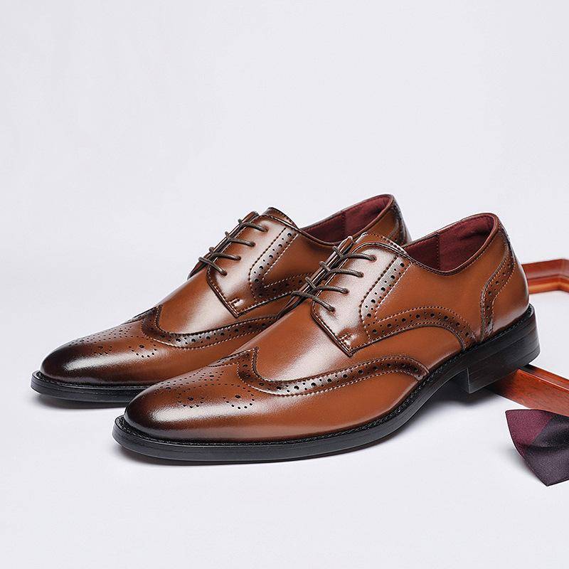Höher werdende Einlegesohle Neue Schnürschuhe aus Leder im britischen Stil im Brogue-Stil Formelle Derby-Schuhe für Herren mit spitzer 44 dunkelbraune von Joom DACH