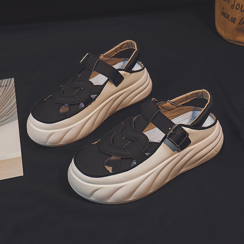 Hohle Atmungsaktive Sneaker-Sandalen Damen Neu Sommer Vielseitige Loch-Mesh-Schuhe Dünne Plateauschuhe Weiße Schuhe Trendig 40 schwarz von Joom DACH