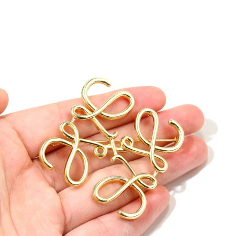 Hohle Brosche Frauen Mädchen Mode Temperament Schmuck Zubehör Rucksack Revers Pin Abzeichen Corsage Dekoration Geschenke gold von Joom DACH