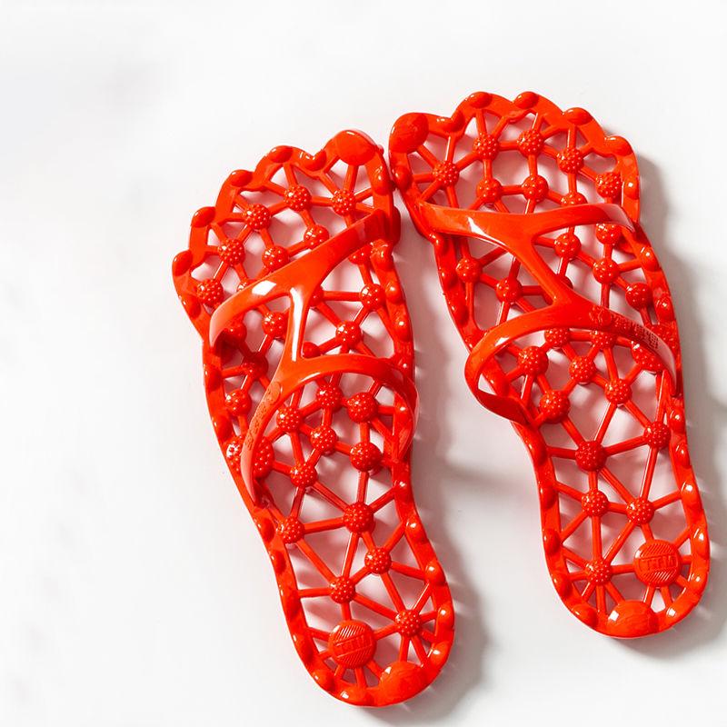 Hollow Home Undichte Bademassage-Hausschuhe, Sandalen und Hausschuhe, Damen-Fußmassage-Hausschuhe, harter Boden, schmerzlose kleine Massage 39-40 von Joom DACH