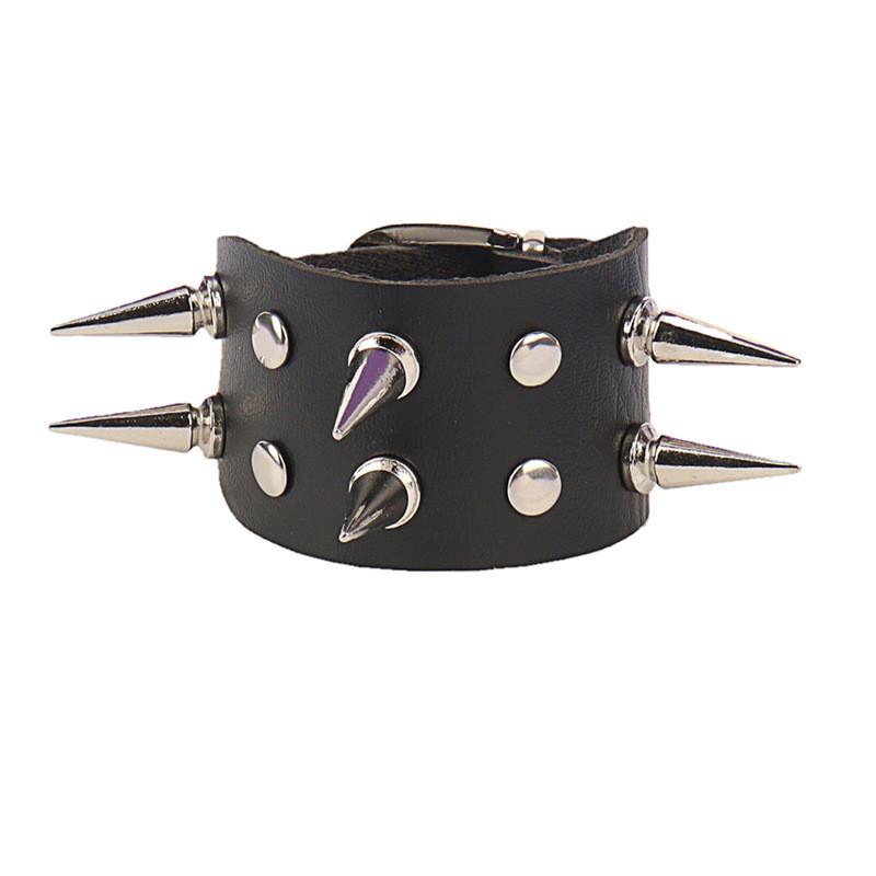 Hot Heart Gothic Spike Armband Verstellbares Punk Rock Armband Schwarzes Nieten Kunstleder Armband für Männer Frauen Geschenk von Joom DACH