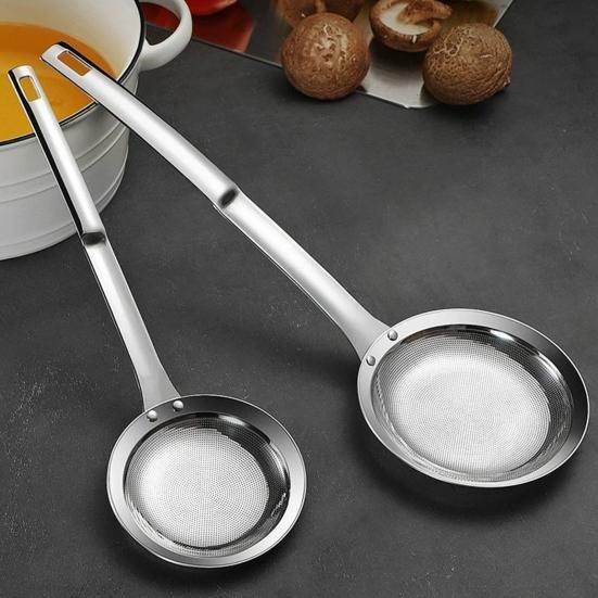 Hot Pot Fettabschäumer Löffel Edelstahl Feinmaschiges Sieb Schaumsieb Ölfilter zum Trennen von schwimmendem Schaumfett Schöpfkelle mit langem Griff S von Joom DACH