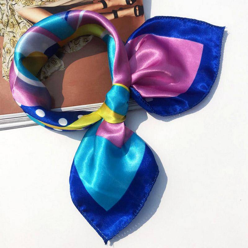 Hotel Seidenschal Damen Druck Wickeltuch Halstuch 50*50cm Retro Damen Schal Foulard Quadratisch style 11 von Joom DACH