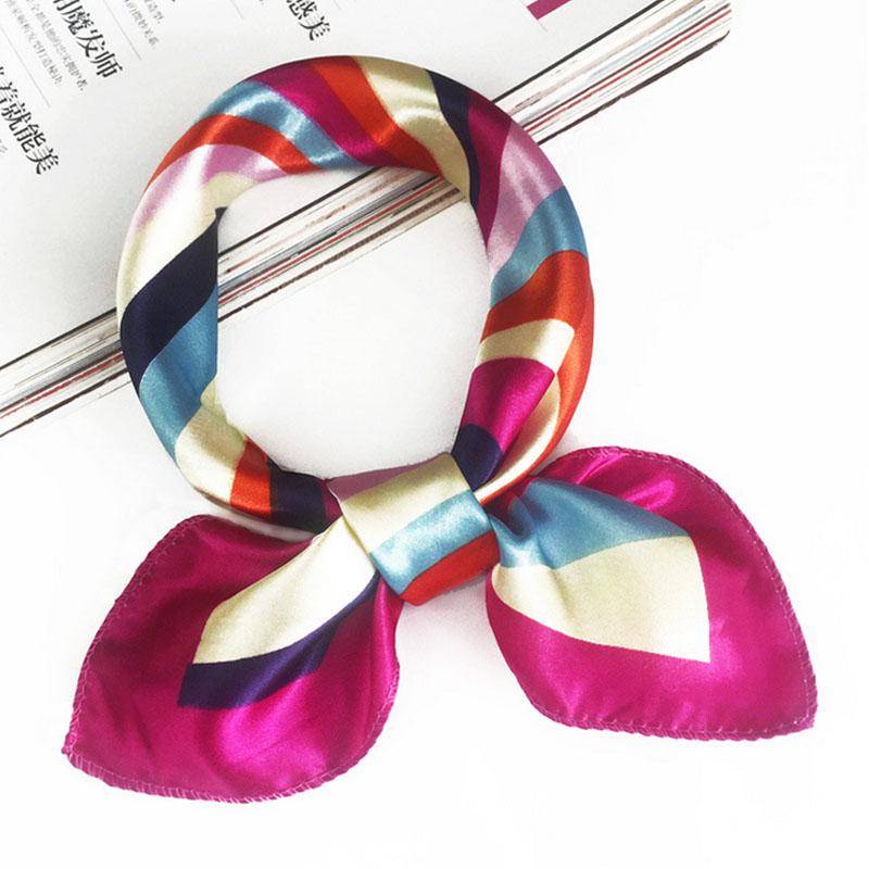 Hotel Seidenschal Damen Druck Wickeltuch Halstuch 50*50cm Retro Damen Schal Foulard Quadratisch style 18 von Joom DACH