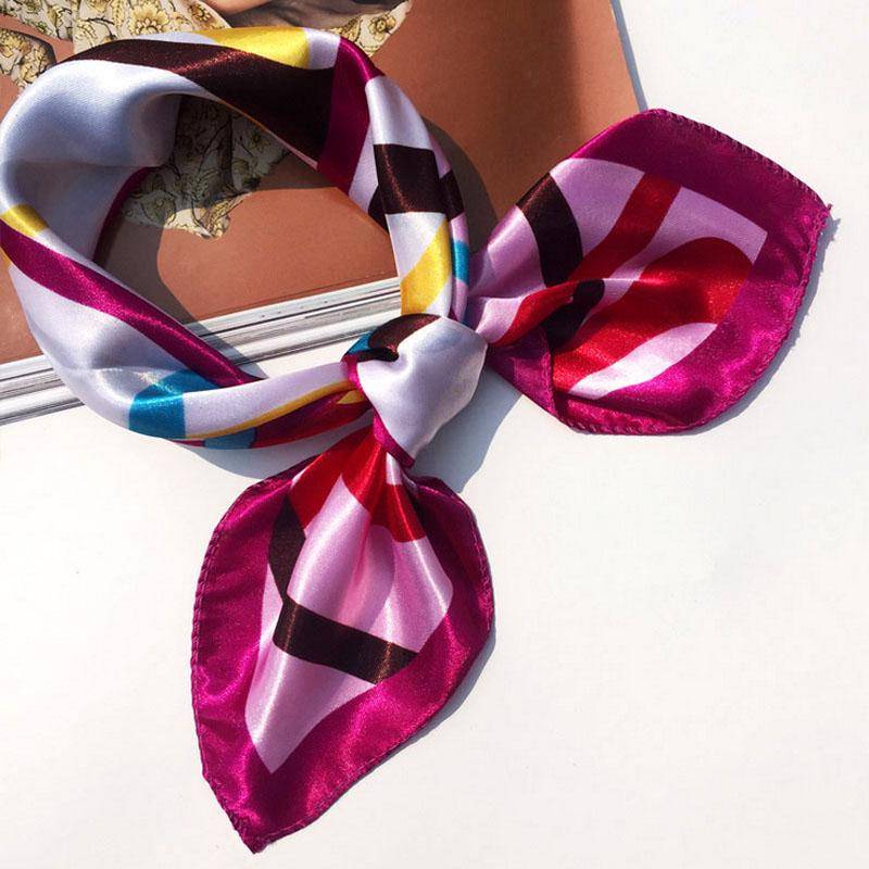 Hotel Seidenschal Damen Druck Wickeltuch Halstuch 50*50cm Retro Damen Schal Foulard Quadratisch style 9 von Joom DACH