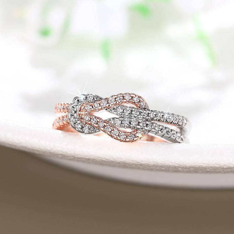 Huitan Ausgefallener Zweifarbiger Fingerring Damenmode Verlobungsschmuck für Frauen Ehering Brillante Zirkonia-Accessoires 6 von Joom DACH