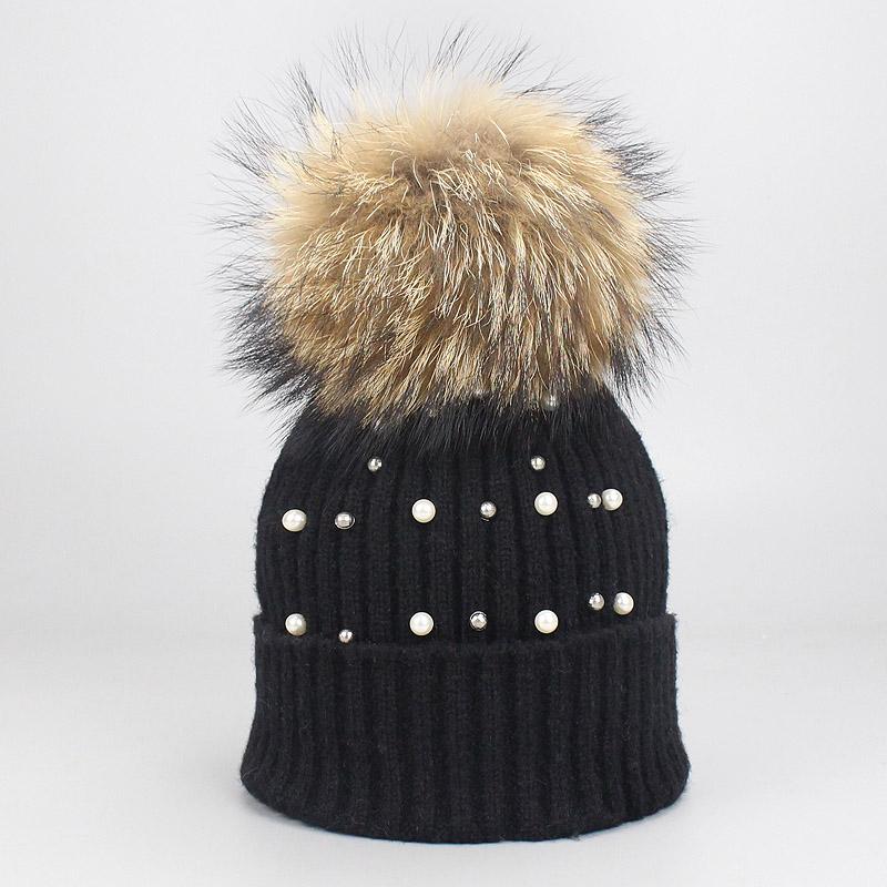 Hut Weiche Wolle Mützen Frauen Echte Natürliche Pelz Pom Poms Mode Perle Gestrickte Hut Mädchen Weibliche Beanie Kappe Pompom winter Hüte für Frauen I von Joom DACH