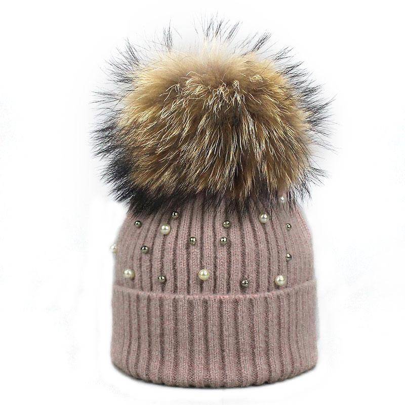 Hut Weiche Wolle Mützen Frauen Echte Natürliche Pelz Pom Poms Mode Perle Gestrickte Hut Mädchen Weibliche Beanie Kappe Pompom winter Hüte für Frauen J von Joom DACH