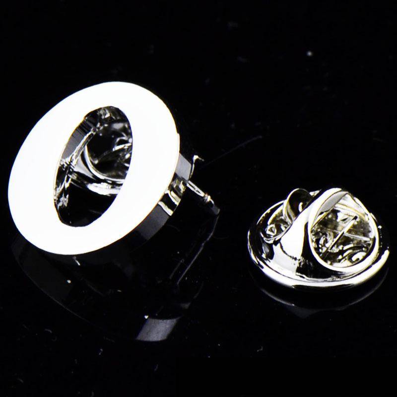 Initiale A bis Z 26 Buchstaben Pin Silber Farbe Mode Englisch Symbol Design Herren Anzug Kragen Revers Brosche Pin Party Schmuck von Joom DACH