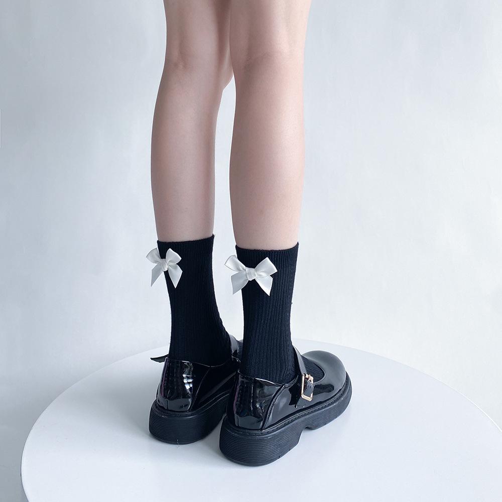 Japanische Kawaii süße weiße Socken JK Spitze Rüschen Rüschen Socken Frauen einfarbig süße Mädchen Studenten Lolita Stil Spitze Crew Socken von Joom DACH