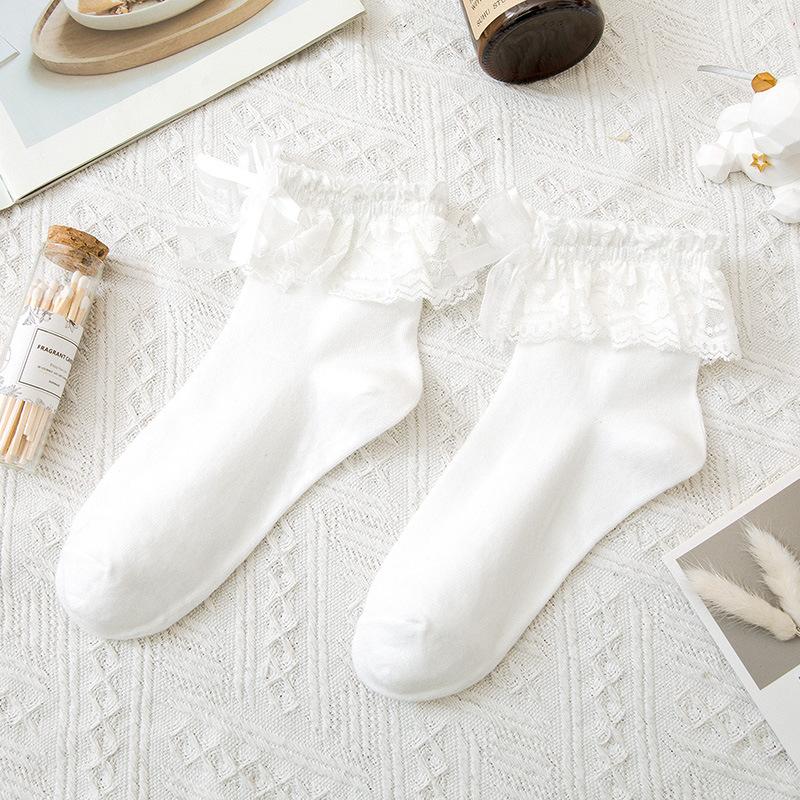 Japanische Kawaii süße weiße Socken JK Spitze Rüschen Rüschen Socken Frauen einfarbig süße Mädchen Studenten Lolita Stil Spitze Crew Socken von Joom DACH