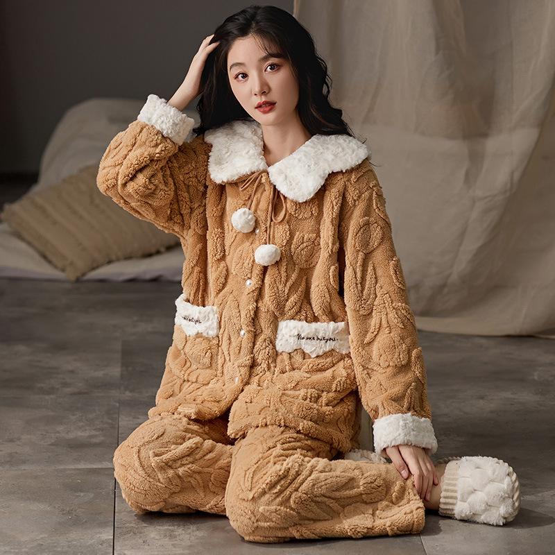 Kann draußen getragen werden Korallensamt-Pyjamas Damen Winter Zweiteiliges Set Verdicktes Fleece-Flanell Lose Große Größe Warme Loungewear L von Joom DACH