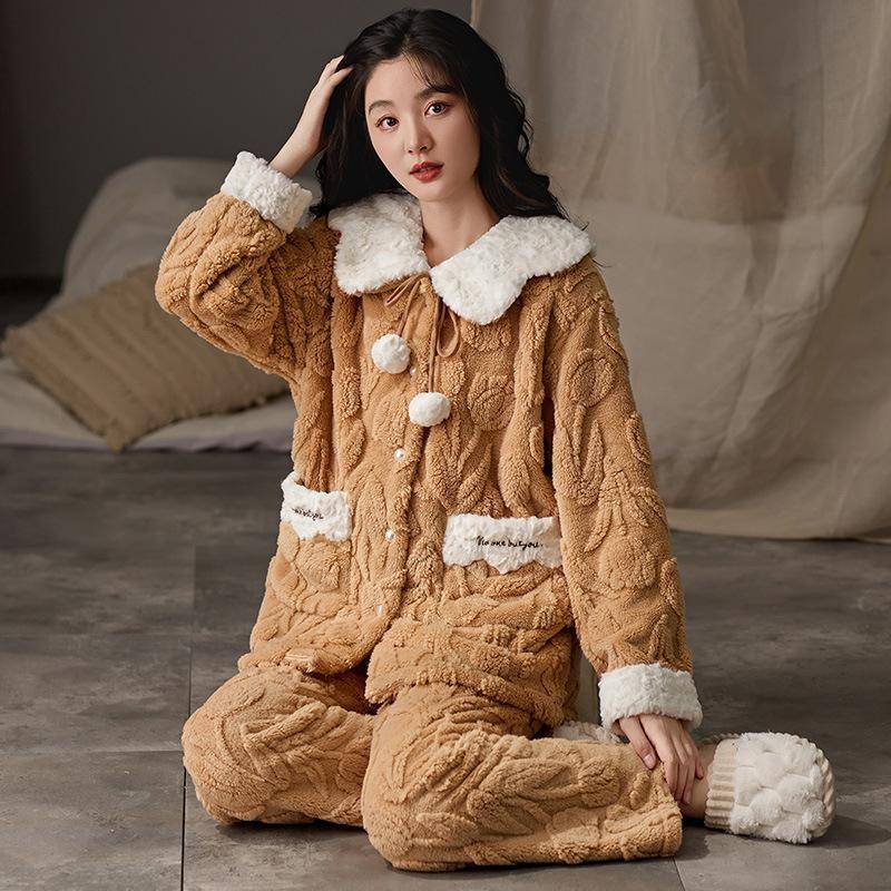 Kann draußen getragen werden Korallensamt-Pyjamas Damen Winter Zweiteiliges Set Verdicktes Fleece-Flanell Lose Große Größe Warme Loungewear L von Joom DACH