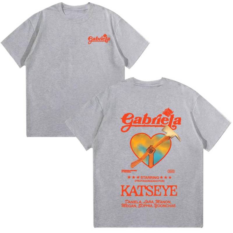 Katseye Gabriela T-Shirts Sommer Baumwoll T-Shirts Damen Kurzarm Y2K Top Mode O-Ausschnitt High Street T-Shirt Unisex Kleidung XXL grau von Joom DACH
