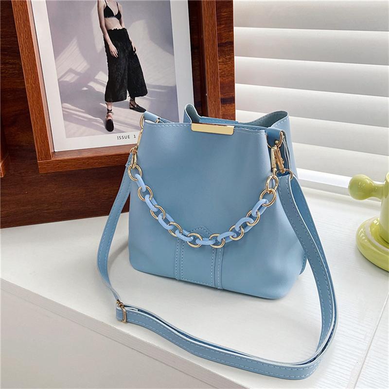 Kette Damen Leder Schultertasche Lässige Damen Handtaschen Umhängetasche Beuteltaschen für Damen Designer Messenger Bags 20x9x17cm blau von Joom DACH