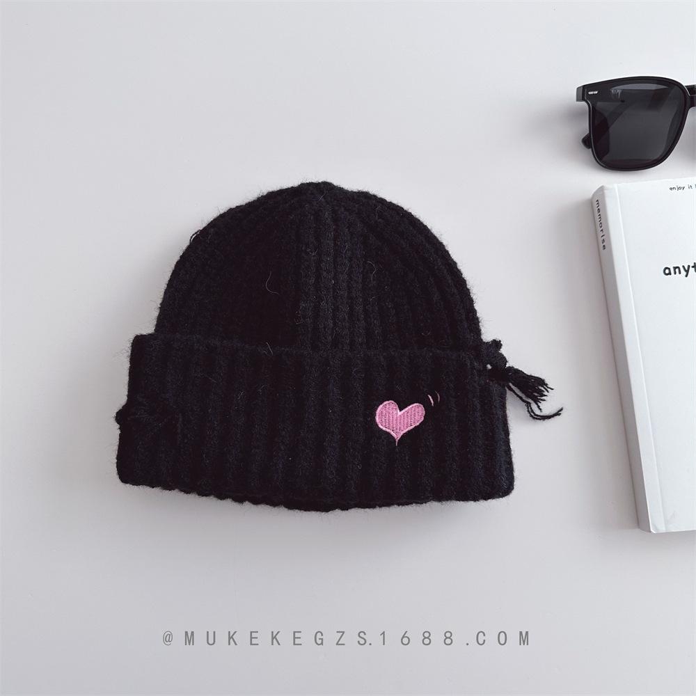 Kinder, Strickmützen, Herbst und Winter, Löcher, Herzförmige Stickerei, Jungen und Mädchen, Warme Mützen, Wollmützen Kids (49-54) schwarz von Joom DACH