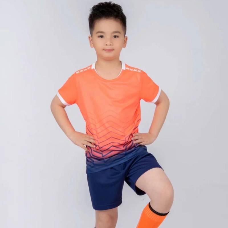Kinder Fußball Uniformen Jungen Mädchen Jugend Fußball Jersey Set Home Kurzarm Kit Shorts Kind Fußball Jersey Set Sportbekleidung 140 Kinder Fußball Uniformen Jungen Mädchen Jugend Fußball Jersey Set Home Kurzarm Kit Shorts Kind Fußball Jersey Set Sportbekleidung 140 von Joom DACH