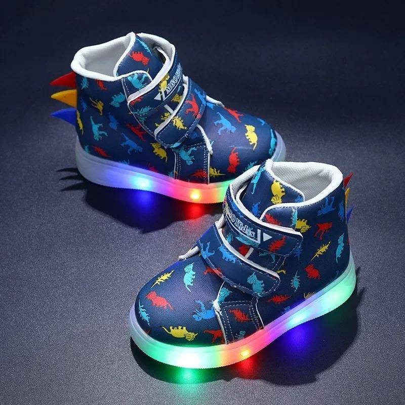 Kinder High Top Sneaker 2024 Neu LED Leuchtende PU Kinderschuhe Mode Dinosaurier Print Jungen Freizeitschuhe Leuchtende Board Schuhe 22-insole13.8cm blau von Joom DACH