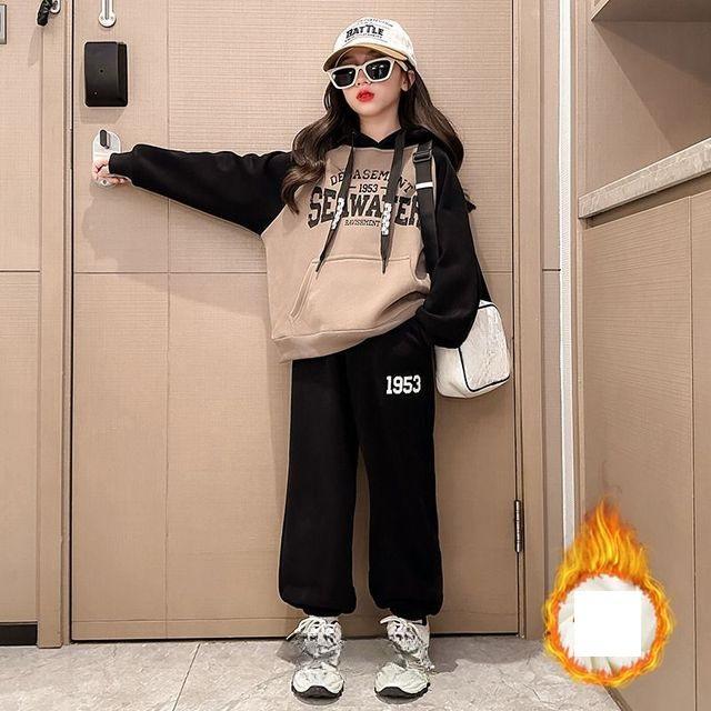 Kinder Mädchen Kleidung Sets Herbst Winter Warme Fleece Buchstaben Mode Langarm Sweatshirts + Hosen Kinder Kleidung Sport Anzug 140 kamelfarben von Joom DACH