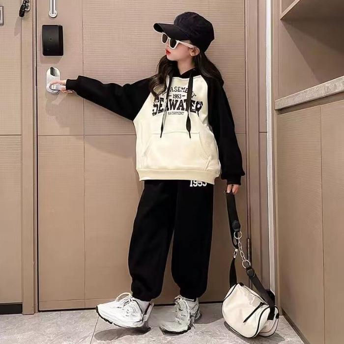 Kinder Mädchen Kleidung Sets Herbst Winter Warme Fleece Buchstaben Mode Langarm Sweatshirts + Hosen Kinder Kleidung Sport Anzug 150 beige von Joom DACH