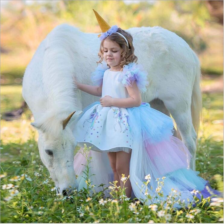 Kinder-Regenbogen-Einhorn-Kleid mit langen Schwänzen, Partykleid für Mädchen, Prinzessin-Kostüm, LOL-Ballkleid, Baby-Mädchen-Pony-Kleid 120 von Joom DACH