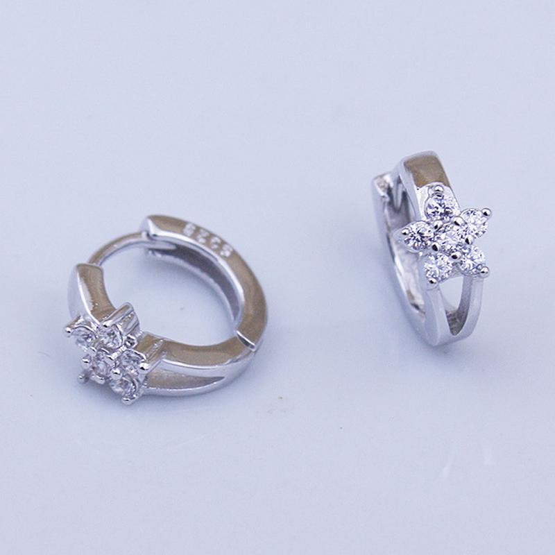 Klare Zirkonia Blume 925 Sterling Silber Kleine Runde Schleife Huggies Hoop Ohrringe Für Kinder Baby Mädchen Kinder Schmuck Aros von Joom DACH