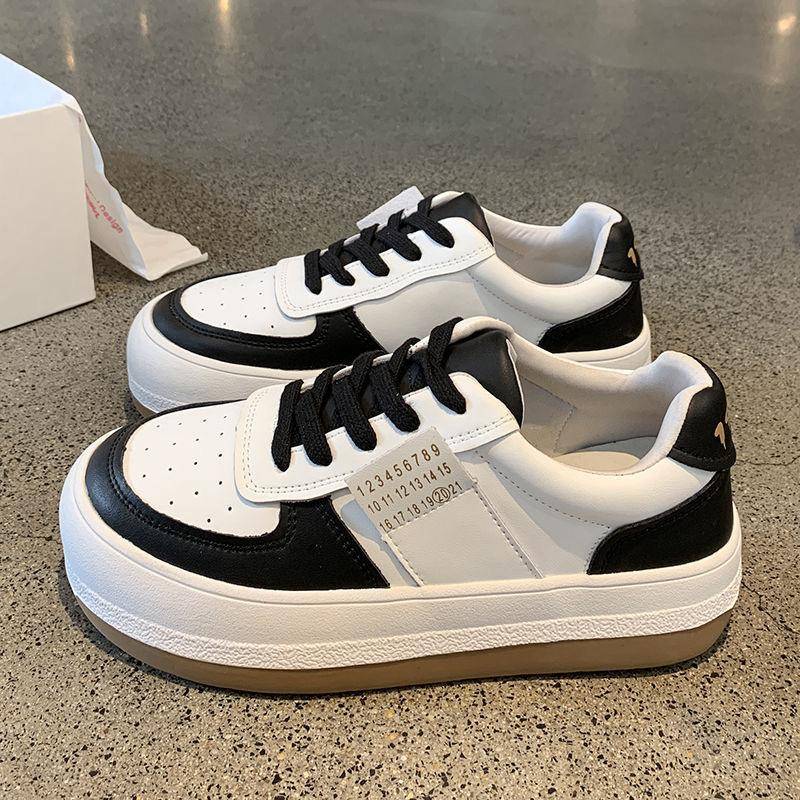 Kleine weiße Schuhe Damen Frühling Neu Allround Dicksohlige Sneaker Nische Atmungsaktiv Studenten Freizeit-Sneaker 40 von Joom DACH