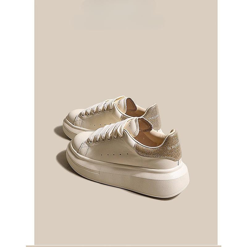 Kleine weiße Schuhe Kinder dickbesohlte erhöhte Lederbrettschuhe Frühling und Sommer neue vielseitige Freizeitsportschuhe Frauen 40 von Joom DACH