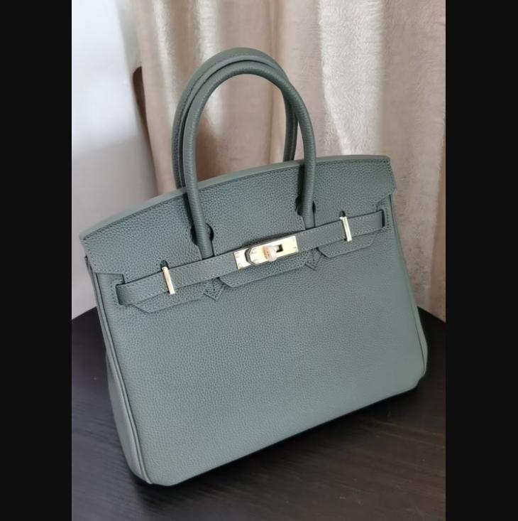 Kopfschicht-Rindsleder-Platin-Tasche, echtes Leder, Damentasche, große Kapazität, Handtasche, Damen, High-End-Sense, Pendler-Schultertasche 30CM Kopfschicht-Rindsleder-Platin-Tasche, echtes Leder, Damentasche, große Kapazität, Handtasche, Damen, High-End-Sense, Pendler-Schultertasche 30CM von Joom DACH