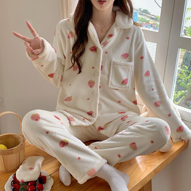 Korallfleece Pyjama Damen Winter Cardigan Erdbeere Langarm Langarm Flanell Zweiteilig Verdickt Warm Pyjama Anzug XL von Joom DACH