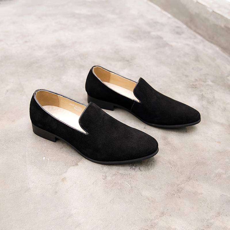 Koreanische Version der Herrenschuhe Sommer kleine Lederschuhe Neue Slip-on Doudou Schuhe Freizeitschuhe Herren britische Slip-on Loafer mit spitzer Spitze 44 schwarz von Joom DACH