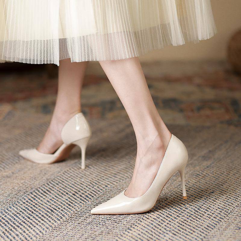 Koreanischen Stil Fee Stil Lackleder High Heels Frauen Frühjahr Neue Feste Farbe Spitz-Toe Stiletto Schuhe Frauen 40 von Joom DACH