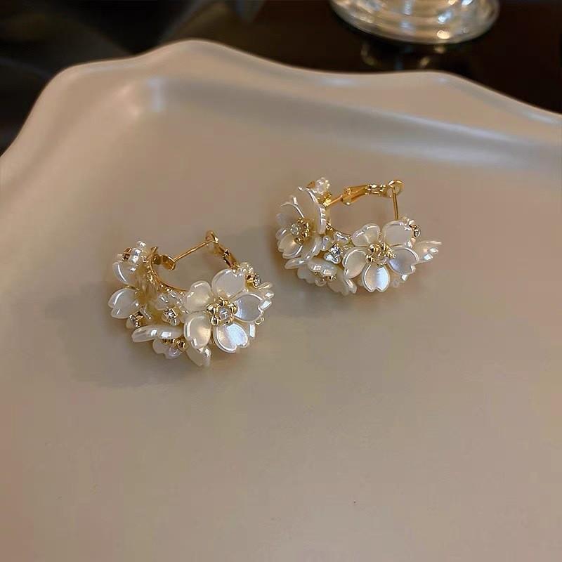 Koren Licht Luxus Rosa Tulpe Blume Perle Stud Ohrringe Für Frauen Koreanische Zirkon Exquisite Ohrring Party Weihnachten Schmuck Geschenk 2pc von Joom DACH