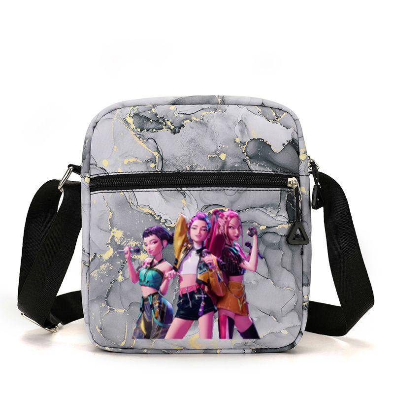 Kpop Dämonenjägerin Girlgroup Saja Boys Peripherie Bedruckte Umhängetasche Damen Messenger Bag Schultasche Student Campus Tasche KTY von Joom DACH