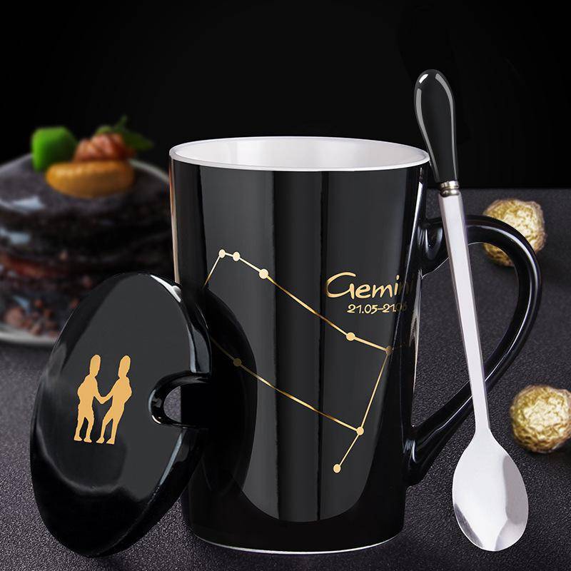 Kreative Keramiktasse – Sternzeichen-Konstellationen mit Deckel und Löffel, perfektes Geschenk für Paare 301-400ml von Joom DACH