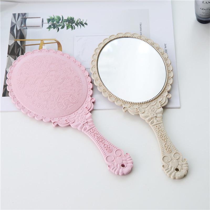 Kreative retro carving hand-gehalten kosmetikspiegel Weibliche griff make-up spiegel tragbare tragbare kleine runde spiegel make-up werkzeuge schwarz von Joom DACH