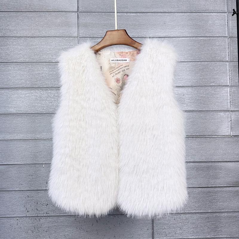 Kunstpelzweste für Damen, kurz, ärmellos, warm, pelzige Winterjacke, temperamentvoll, vielseitig, Bonbonfarbe, offene Vorderseite XS weiß von Joom DACH