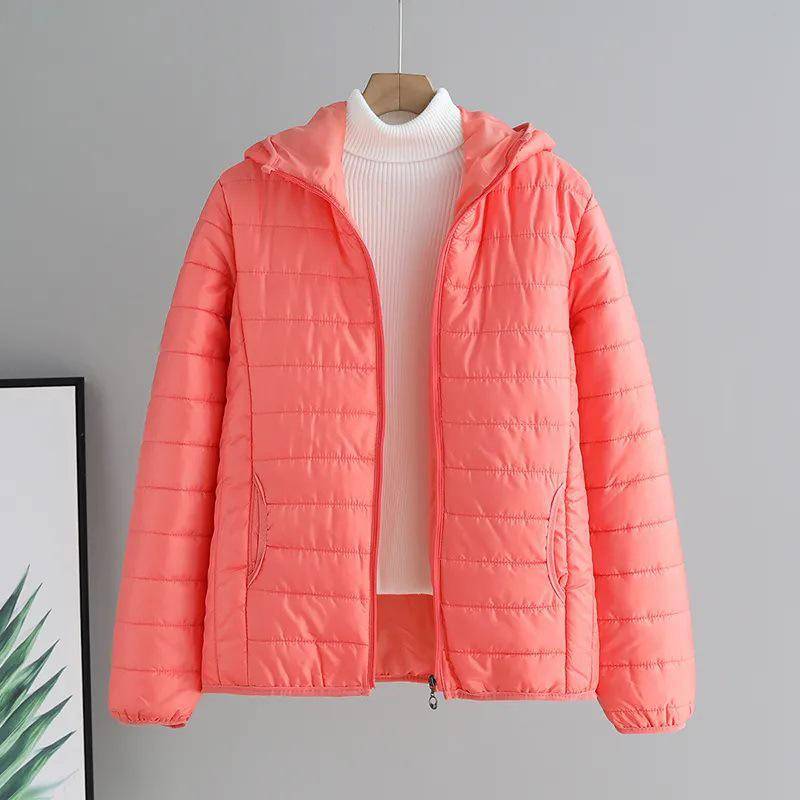 Kurzer, schmaler Baumwollmantel für Damen im koreanischen Stil – einfarbige, leichte Daunenjacke für Studenten im Herbst/Winter 2024. 3XL wassermelone roten von Joom DACH
